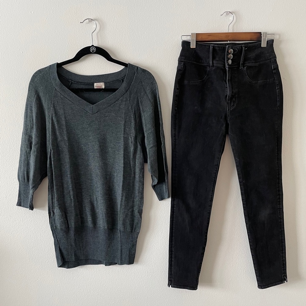 Lowered! 💥 Women’s Target Grey Sweater
